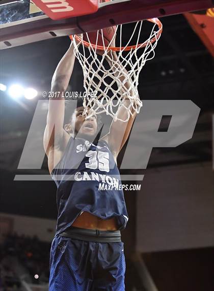 Thumbnail 2 in Sierra Canyon vs. Bishop Montgomery (CIF SS Playoff Open DIV Semi Final) photogallery.