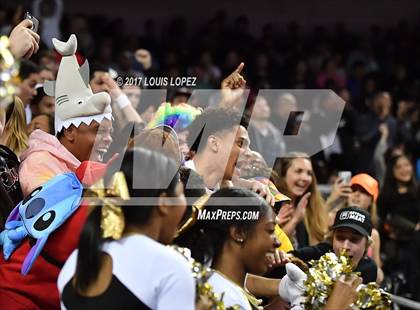 Thumbnail 1 in Sierra Canyon vs. Bishop Montgomery (CIF SS Playoff Open DIV Semi Final) photogallery.