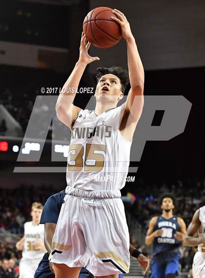 Thumbnail 3 in Sierra Canyon vs. Bishop Montgomery (CIF SS Playoff Open DIV Semi Final) photogallery.