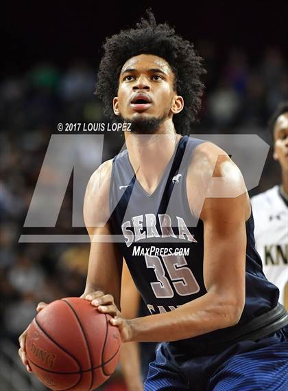 Thumbnail 2 in Sierra Canyon vs. Bishop Montgomery (CIF SS Playoff Open DIV Semi Final) photogallery.