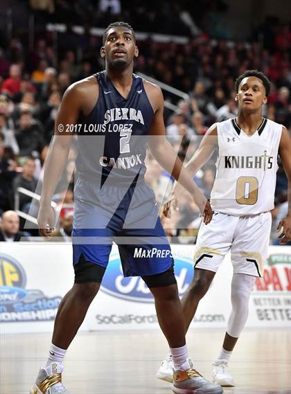 Thumbnail 1 in Sierra Canyon vs. Bishop Montgomery (CIF SS Playoff Open DIV Semi Final) photogallery.