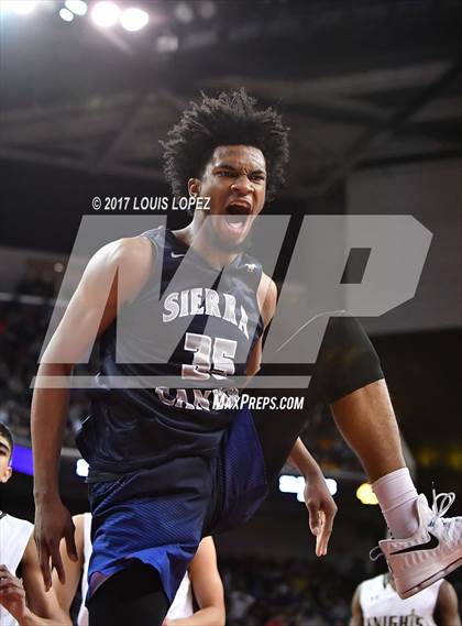 Thumbnail 1 in Sierra Canyon vs. Bishop Montgomery (CIF SS Playoff Open DIV Semi Final) photogallery.