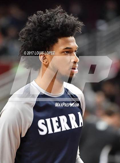 Thumbnail 1 in Sierra Canyon vs. Bishop Montgomery (CIF SS Playoff Open DIV Semi Final) photogallery.