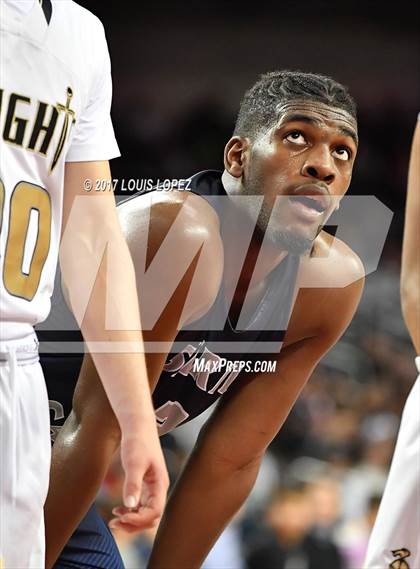 Thumbnail 3 in Sierra Canyon vs. Bishop Montgomery (CIF SS Playoff Open DIV Semi Final) photogallery.
