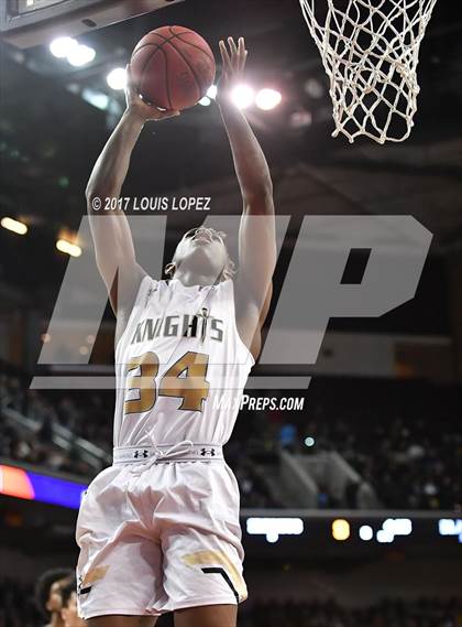 Thumbnail 3 in Sierra Canyon vs. Bishop Montgomery (CIF SS Playoff Open DIV Semi Final) photogallery.