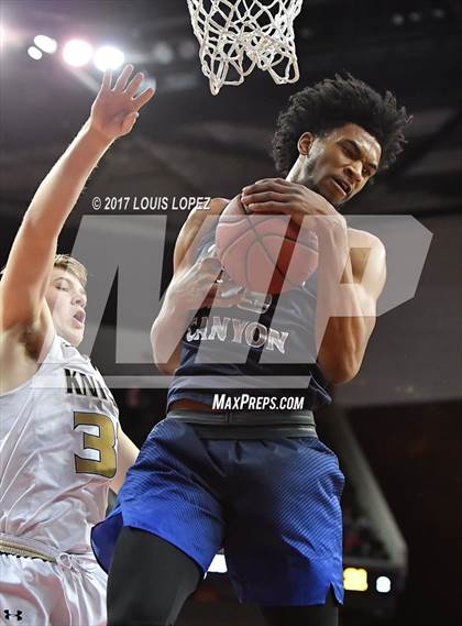 Thumbnail 3 in Sierra Canyon vs. Bishop Montgomery (CIF SS Playoff Open DIV Semi Final) photogallery.