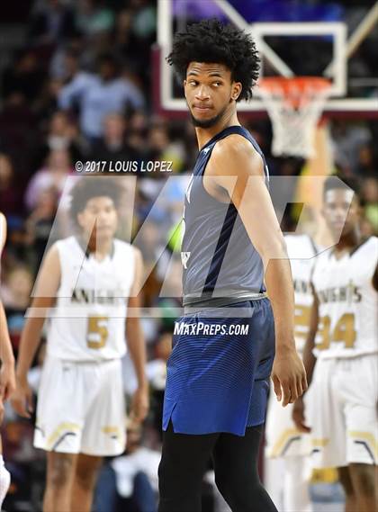Thumbnail 2 in Sierra Canyon vs. Bishop Montgomery (CIF SS Playoff Open DIV Semi Final) photogallery.