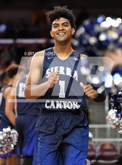 Thumbnail 3 in Sierra Canyon vs. Bishop Montgomery (CIF SS Playoff Open DIV Semi Final) photogallery.