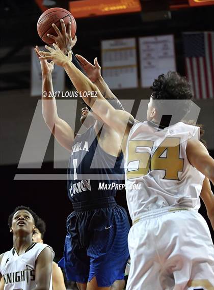 Thumbnail 1 in Sierra Canyon vs. Bishop Montgomery (CIF SS Playoff Open DIV Semi Final) photogallery.