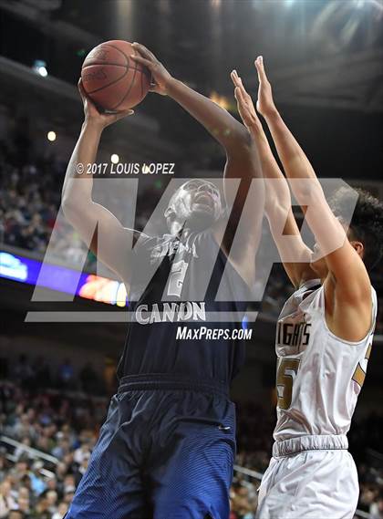 Thumbnail 1 in Sierra Canyon vs. Bishop Montgomery (CIF SS Playoff Open DIV Semi Final) photogallery.