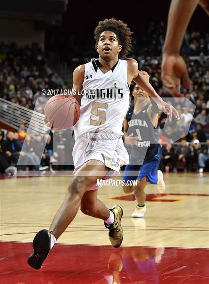 Thumbnail 2 in Sierra Canyon vs. Bishop Montgomery (CIF SS Playoff Open DIV Semi Final) photogallery.