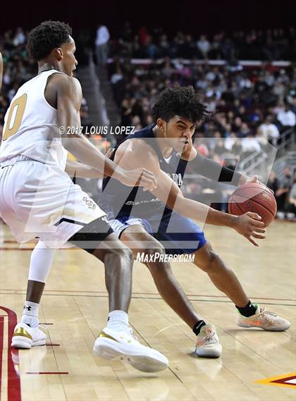 Thumbnail 3 in Sierra Canyon vs. Bishop Montgomery (CIF SS Playoff Open DIV Semi Final) photogallery.
