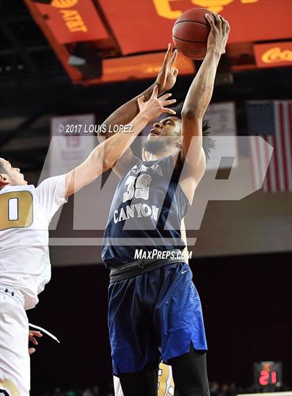 Thumbnail 2 in Sierra Canyon vs. Bishop Montgomery (CIF SS Playoff Open DIV Semi Final) photogallery.