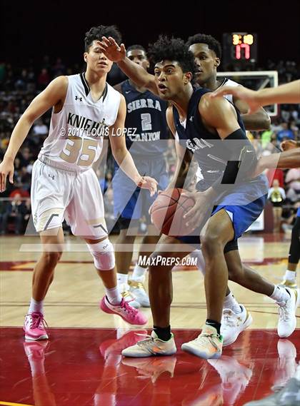 Thumbnail 3 in Sierra Canyon vs. Bishop Montgomery (CIF SS Playoff Open DIV Semi Final) photogallery.