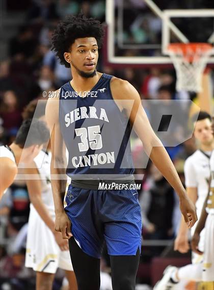 Thumbnail 3 in Sierra Canyon vs. Bishop Montgomery (CIF SS Playoff Open DIV Semi Final) photogallery.