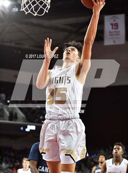 Thumbnail 2 in Sierra Canyon vs. Bishop Montgomery (CIF SS Playoff Open DIV Semi Final) photogallery.