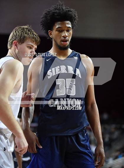Thumbnail 1 in Sierra Canyon vs. Bishop Montgomery (CIF SS Playoff Open DIV Semi Final) photogallery.