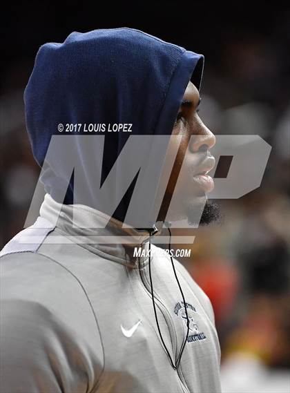 Thumbnail 3 in Sierra Canyon vs. Bishop Montgomery (CIF SS Playoff Open DIV Semi Final) photogallery.