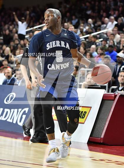 Thumbnail 2 in Sierra Canyon vs. Bishop Montgomery (CIF SS Playoff Open DIV Semi Final) photogallery.