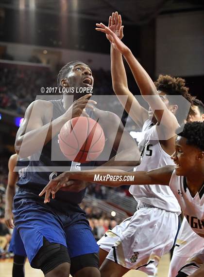 Thumbnail 1 in Sierra Canyon vs. Bishop Montgomery (CIF SS Playoff Open DIV Semi Final) photogallery.