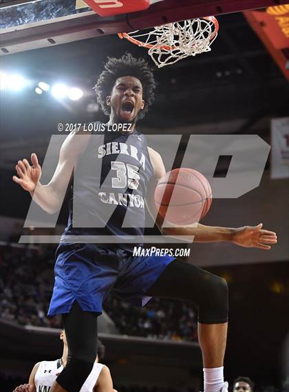 Thumbnail 2 in Sierra Canyon vs. Bishop Montgomery (CIF SS Playoff Open DIV Semi Final) photogallery.
