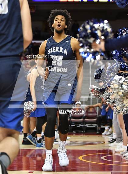 Thumbnail 3 in Sierra Canyon vs. Bishop Montgomery (CIF SS Playoff Open DIV Semi Final) photogallery.