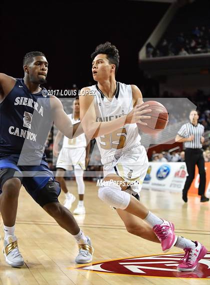 Thumbnail 2 in Sierra Canyon vs. Bishop Montgomery (CIF SS Playoff Open DIV Semi Final) photogallery.