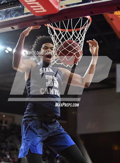 Thumbnail 1 in Sierra Canyon vs. Bishop Montgomery (CIF SS Playoff Open DIV Semi Final) photogallery.
