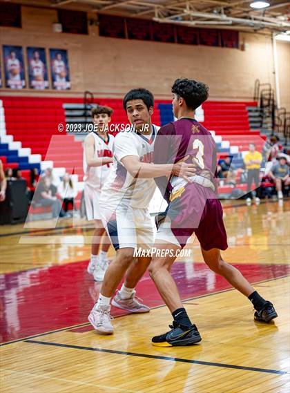 Thumbnail 2 in Salpointe Catholic @ Sahuaro photogallery.