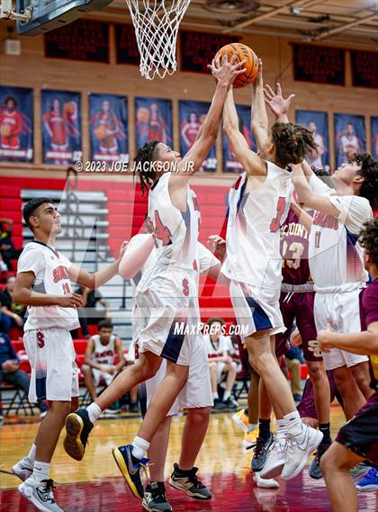 Thumbnail 3 in Salpointe Catholic @ Sahuaro photogallery.