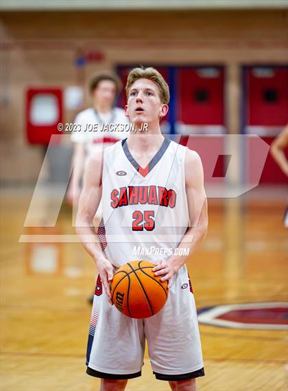 Thumbnail 2 in Salpointe Catholic @ Sahuaro photogallery.
