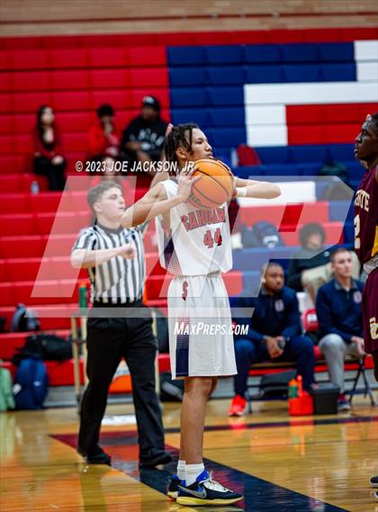 Thumbnail 2 in Salpointe Catholic @ Sahuaro photogallery.
