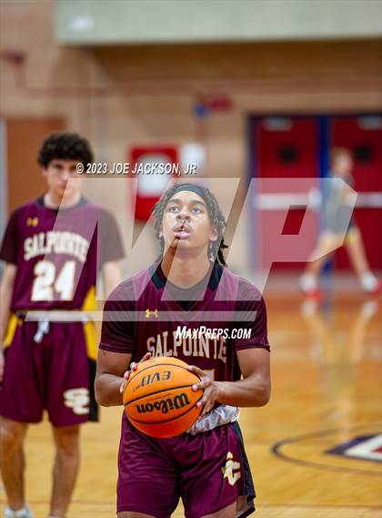 Thumbnail 3 in Salpointe Catholic @ Sahuaro photogallery.