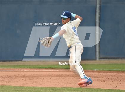 Thumbnail 3 in Los Osos @ Warren  photogallery.