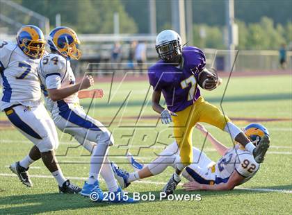 Thumbnail 2 in Robinson @ Lake Braddock photogallery.