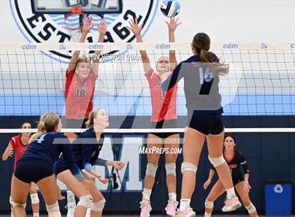 Thumbnail 1 in Corona del Mar vs. Tesoro photogallery.