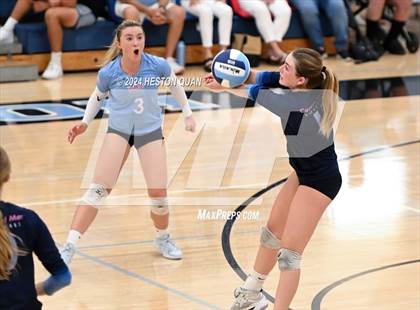 Thumbnail 3 in Corona del Mar vs. Tesoro photogallery.