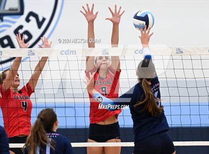 Thumbnail 1 in Corona del Mar vs. Tesoro photogallery.