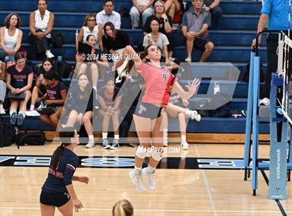 Thumbnail 1 in Corona del Mar vs. Tesoro photogallery.