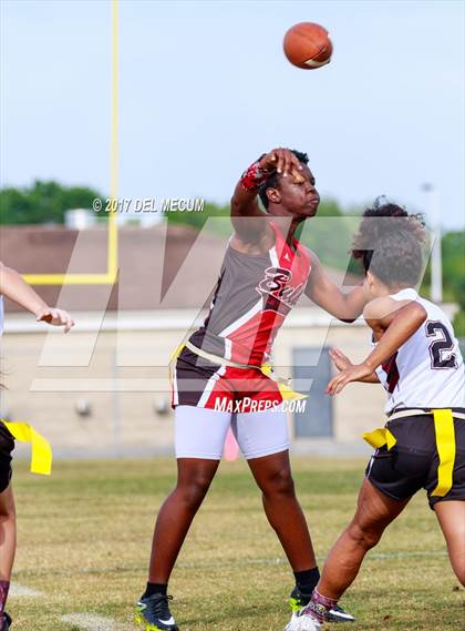 Thumbnail 3 in Bloomingdale vs. Brandon (Bloomingdale Tournament) photogallery.