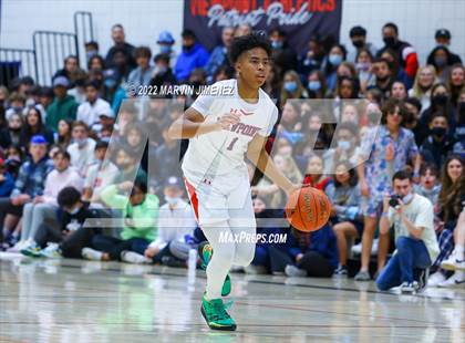 Thumbnail 2 in Venice @ Viewpoint (CIF D3 Southern Regional Final) photogallery.