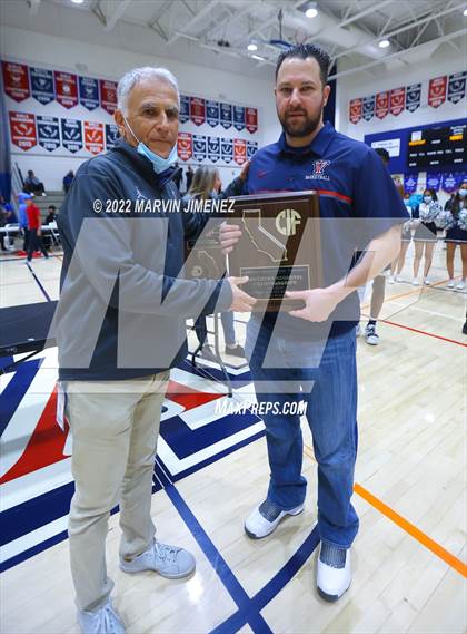 Thumbnail 1 in Venice @ Viewpoint (CIF D3 Southern Regional Final) photogallery.