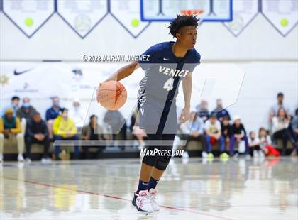 Thumbnail 3 in Venice @ Viewpoint (CIF D3 Southern Regional Final) photogallery.