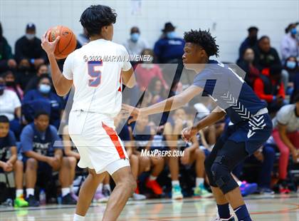Thumbnail 3 in Venice @ Viewpoint (CIF D3 Southern Regional Final) photogallery.