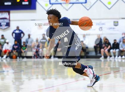 Thumbnail 3 in Venice @ Viewpoint (CIF D3 Southern Regional Final) photogallery.