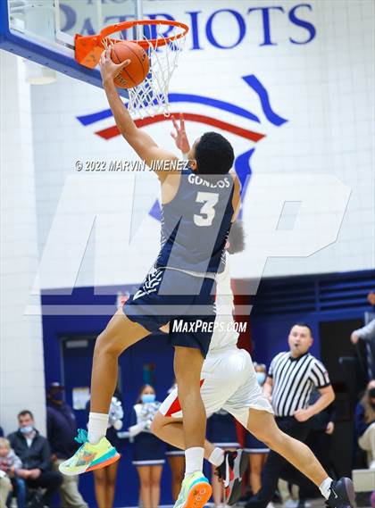 Thumbnail 2 in Venice @ Viewpoint (CIF D3 Southern Regional Final) photogallery.