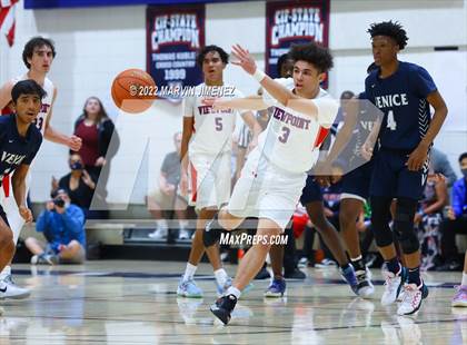 Thumbnail 2 in Venice @ Viewpoint (CIF D3 Southern Regional Final) photogallery.