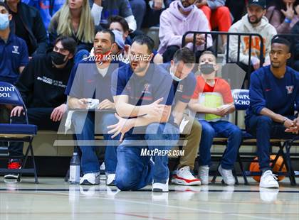 Thumbnail 2 in Venice @ Viewpoint (CIF D3 Southern Regional Final) photogallery.