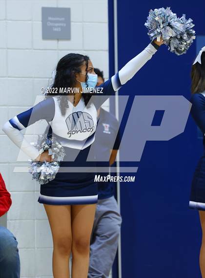 Thumbnail 3 in Venice @ Viewpoint (CIF D3 Southern Regional Final) photogallery.