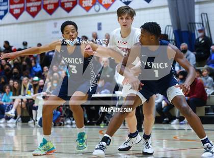 Thumbnail 2 in Venice @ Viewpoint (CIF D3 Southern Regional Final) photogallery.